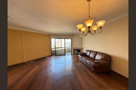 Apartamento à venda com 147m², 3 quartos e 2 vagas Apartamento à venda com 147m², 3 quartos e 2 vagasSala