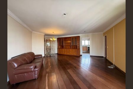 Apartamento à venda com 147m², 3 quartos e 2 vagas Apartamento à venda com 147m², 3 quartos e 2 vagasHall de Sala
