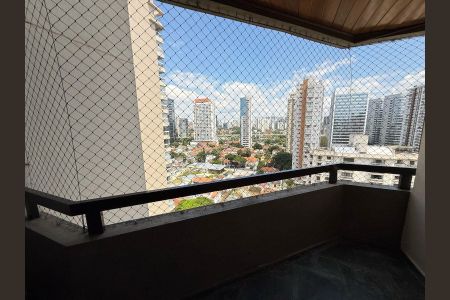 Apartamento à venda com 147m², 3 quartos e 2 vagas Apartamento à venda com 147m², 3 quartos e 2 vagasVaranda