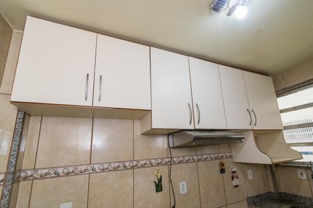Apartamento à venda com 48m², 2 quartos e sem vaga Apartamento à venda com 48m², 2 quartos e sem vagaCozinha