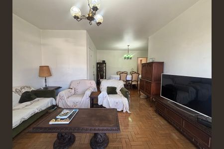 Apartamento para alugar com 126m², 3 quartos e 1 vaga