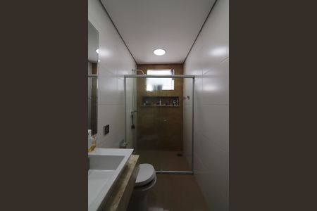 Casa à venda com 300m², 3 quartos e 4 vagasQuarto 3 - Suíte Banheiro