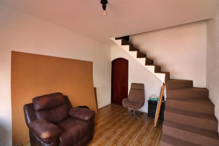 Casa à venda com 300m², 3 quartos e 4 vagasSala casa 3