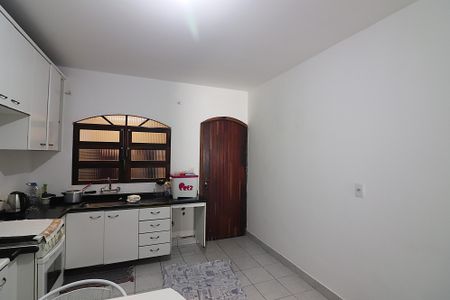 Casa à venda com 300m², 3 quartos e 4 vagasCozinha casa 2