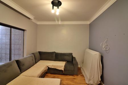 Casa à venda com 300m², 3 quartos e 4 vagasSala