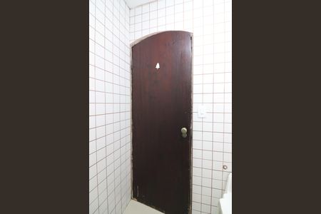 Casa à venda com 300m², 3 quartos e 4 vagasBanheiro casa 2