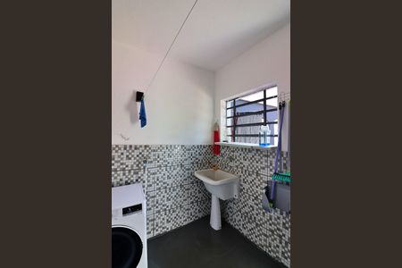 Casa à venda com 300m², 3 quartos e 4 vagasÁrea de Serviço