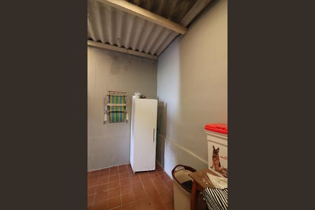 Casa à venda com 300m², 3 quartos e 4 vagasÁrea de Serviço casa 2