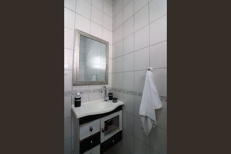 Casa à venda com 300m², 3 quartos e 4 vagasBanheiro 2 casa 2