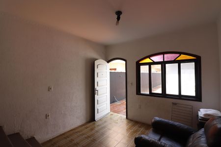 Casa à venda com 300m², 3 quartos e 4 vagasSala casa 3