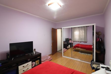 Casa à venda com 300m², 3 quartos e 4 vagasQuarto 1 casa 2