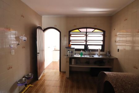 Casa à venda com 300m², 3 quartos e 4 vagasCozinha casa 3