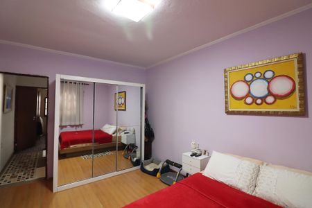 Casa à venda com 300m², 3 quartos e 4 vagasQuarto 1 casa 2