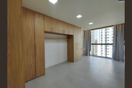 Apartamento à venda com 81m², 2 quartos e 1 vaga Apartamento à venda com 81m², 2 quartos e 1 vagaSuíte