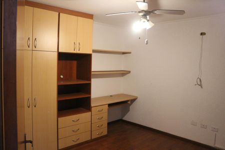 Casa para alugar com 214m², 3 quartos e 5 vagasSuíte 2