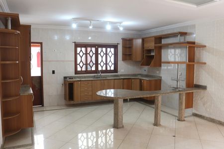 Casa para alugar com 214m², 3 quartos e 5 vagasCozinha