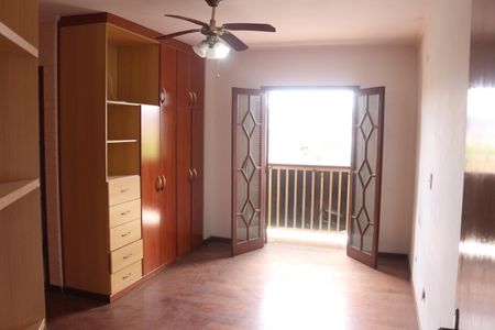 Casa para alugar com 214m², 3 quartos e 5 vagasSuíte 1