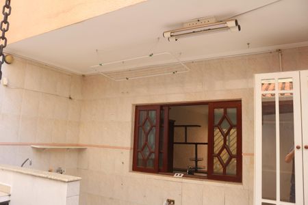 Casa para alugar com 214m², 3 quartos e 5 vagasÁrea de Serviço