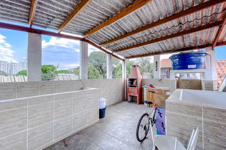 Casa para alugar com 69m², 2 quartos e sem vaga Casa para alugar com 69m², 2 quartos e sem vagaTerraço