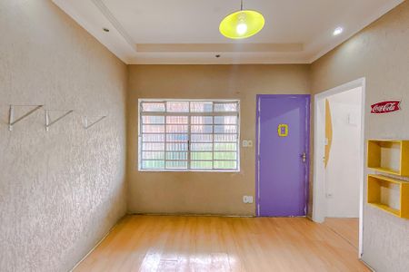 Casa para alugar com 69m², 2 quartos e sem vaga Casa para alugar com 69m², 2 quartos e sem vagaSala