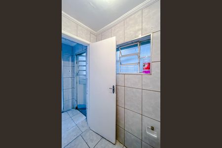 Casa para alugar com 69m², 2 quartos e sem vaga Casa para alugar com 69m², 2 quartos e sem vagaBanheiro