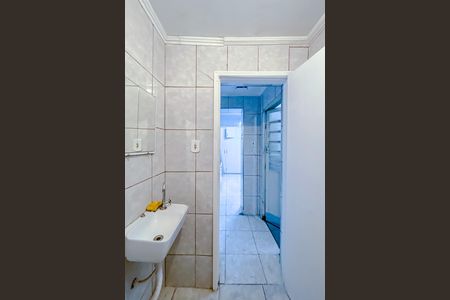 Casa para alugar com 69m², 2 quartos e sem vaga Casa para alugar com 69m², 2 quartos e sem vagaBanheiro