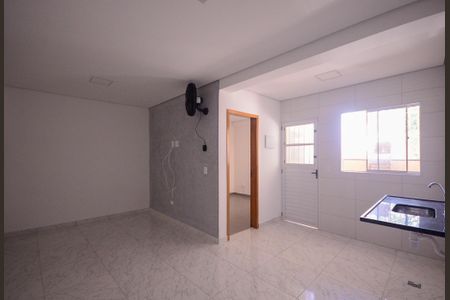 Sala/Cozinha de casa para alugar com 1 quarto, 40m² em Sacoma, São Paulo