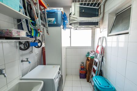 Apartamento à venda com 94m², 2 quartos e 2 vagasÁrea de serviço