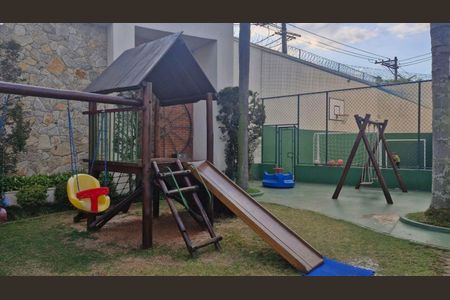 Casa de condomínio à venda com 267m², 3 quartos e 3 vagas