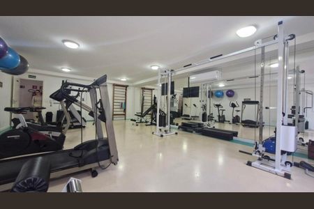 Casa de condomínio à venda com 267m², 3 quartos e 3 vagas