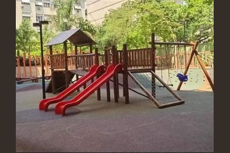 Apartamento à venda com 76m², 2 quartos e 1 vaga