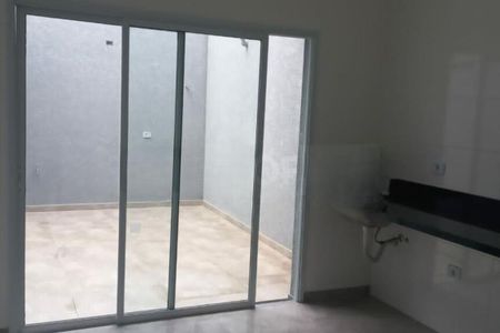 Casa à venda com 3 quartos, 110m² em Cupecê, São Paulo