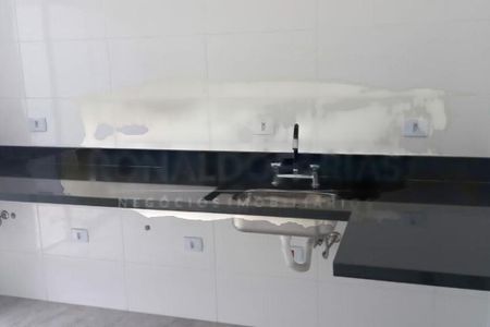 Casa à venda com 3 quartos, 110m² em Cupecê, São Paulo