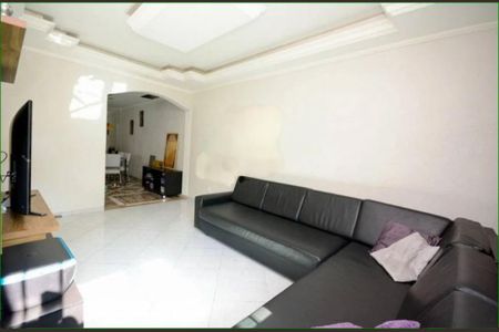 Casa à venda com 3 quartos, 240m² em Jardim Textil, São Paulo