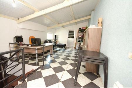 Casa à venda com 3 quartos, 240m² em Jardim Textil, São Paulo