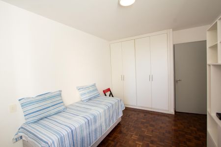 Apartamento à venda com 158m², 3 quartos e 1 vagaQuarto 2