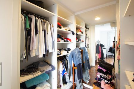 Apartamento à venda com 158m², 3 quartos e 1 vagaCloset