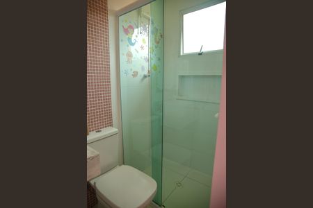 Casa à venda com 140m², 3 quartos e 2 vagasBanheiro Suíte 2