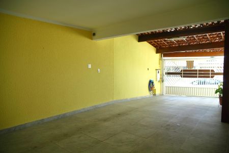 Casa à venda com 140m², 3 quartos e 2 vagasÁrea comum