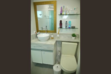 Casa à venda com 140m², 3 quartos e 2 vagasBanheiro Suíte