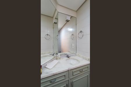 Lavabo de apartamento à venda com 3 quartos, 91m² em Centro Histórico, Porto Alegre
