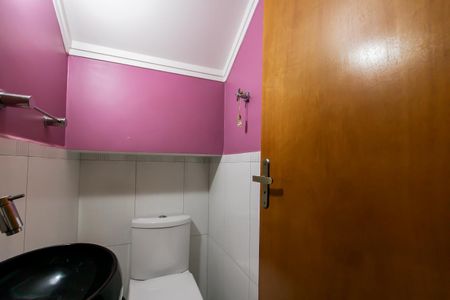 Casa à venda com 148m², 3 quartos e 4 vagas Casa à venda com 148m², 3 quartos e 4 vagasLavabo