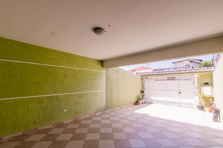 Casa à venda com 148m², 3 quartos e 4 vagas Casa à venda com 148m², 3 quartos e 4 vagasGaragem