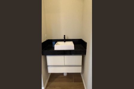 Apartamento para alugar com 35m², 2 quartos e sem vaga Apartamento para alugar com 35m², 2 quartos e sem vagaLavabo/banheiro