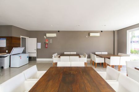 Apartamento para alugar com 78m², 3 quartos e 1 vagaÁrea comum - Salão de festas