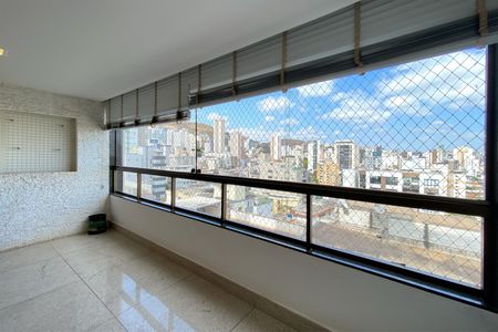 Varanda de apartamento à venda com 4 quartos, 150m² em Cruzeiro, Belo Horizonte