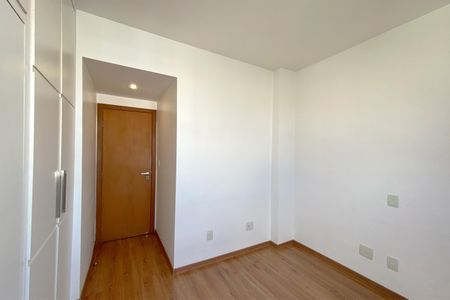 Apartamento à venda com 150m², 4 quartos e 4 vagas Apartamento à venda com 150m², 4 quartos e 4 vagasSemi Suíte 1