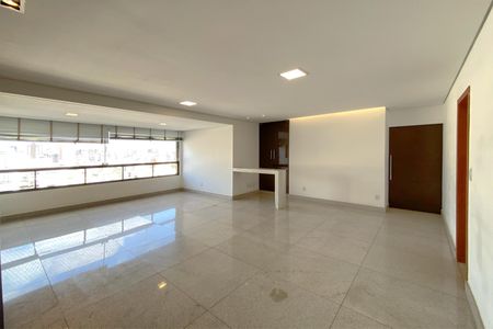 Sala de apartamento à venda com 4 quartos, 150m² em Cruzeiro, Belo Horizonte