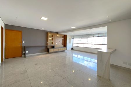 Sala de apartamento à venda com 4 quartos, 150m² em Cruzeiro, Belo Horizonte