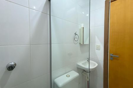 Apartamento à venda com 150m², 4 quartos e 4 vagas Apartamento à venda com 150m², 4 quartos e 4 vagasBanheiro de serviço